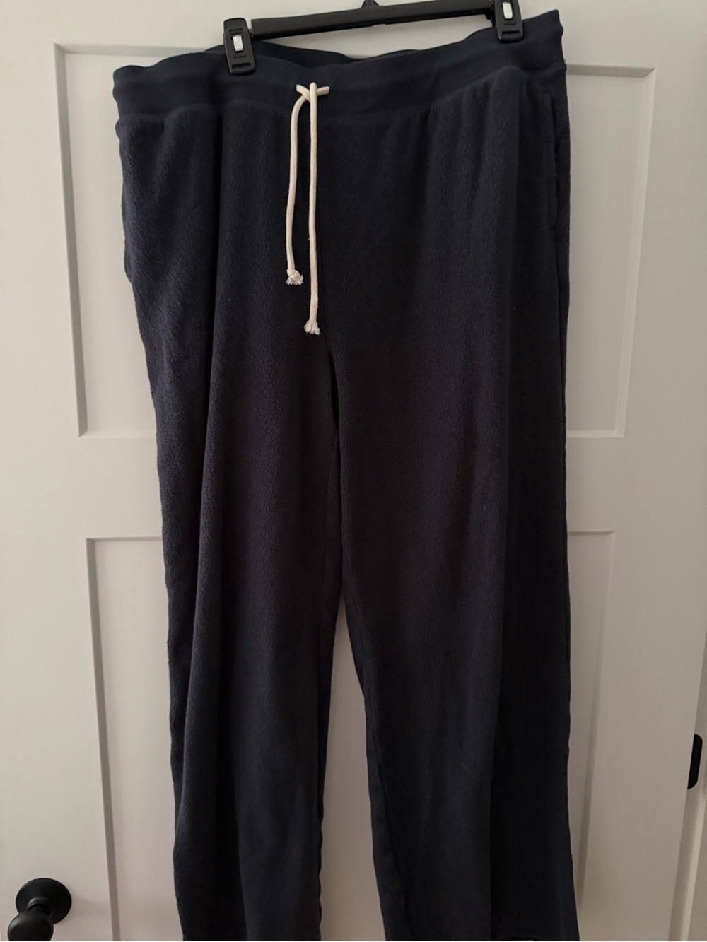 Aerie Hometown Holiday Skater Pant